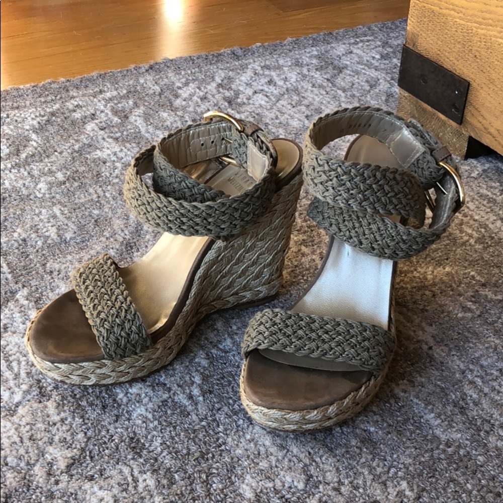 Cute and classic Stuart Weitzman heel espadrilles